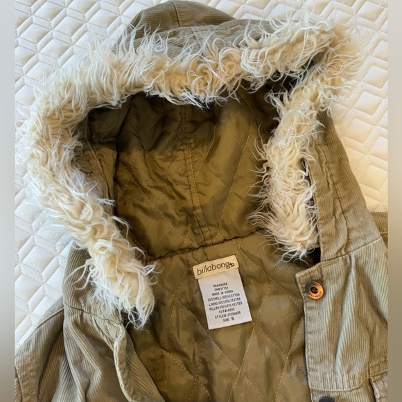 CLOSET CLEAROUT ✨ Billabong Corduroy Hooded Jacket - Picture 3 of 5